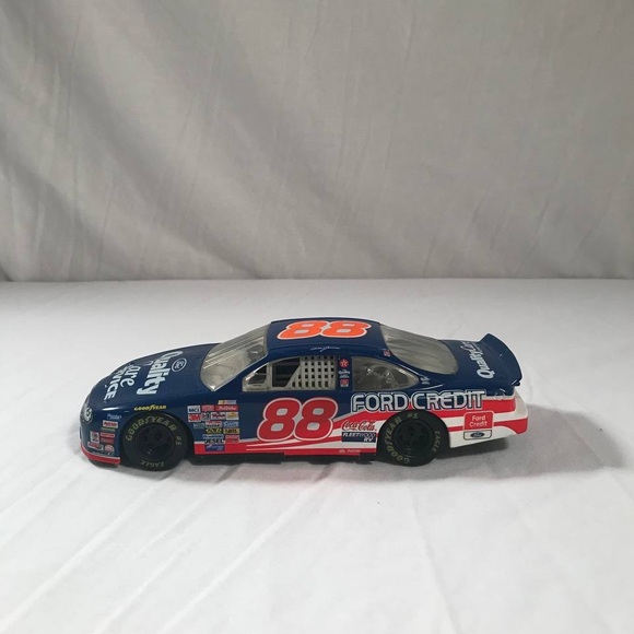 NASCAR DieCast, No box, 1:24 scale, Dale Jarrett #88